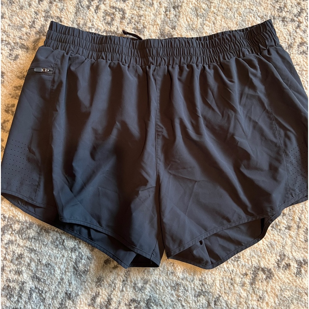 Baleaf running shorts with side pocket